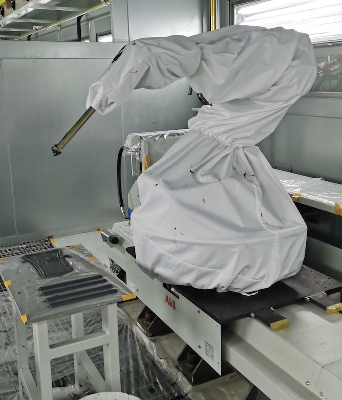 ABB Robot Cover Protection Clothing Tahan Api Di Bengkel Cat Pabrik Mobil