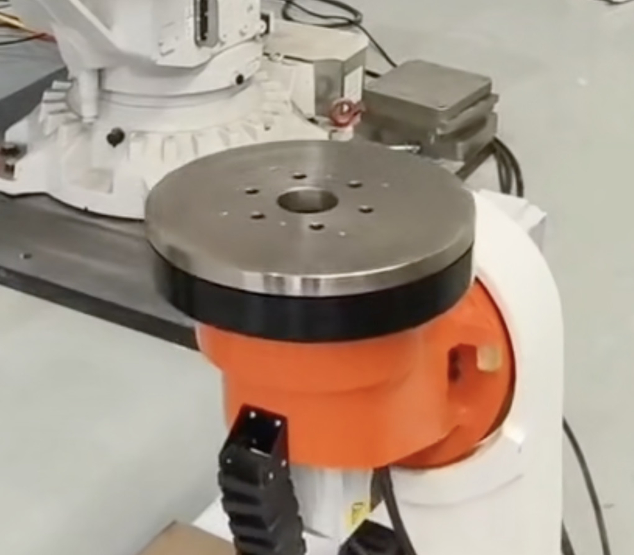 Fanuc Robot Positioner Robot Yang Mampu Melakukan Perawatan Penyemprotan Plastik Transportasi Laut Pada Baja