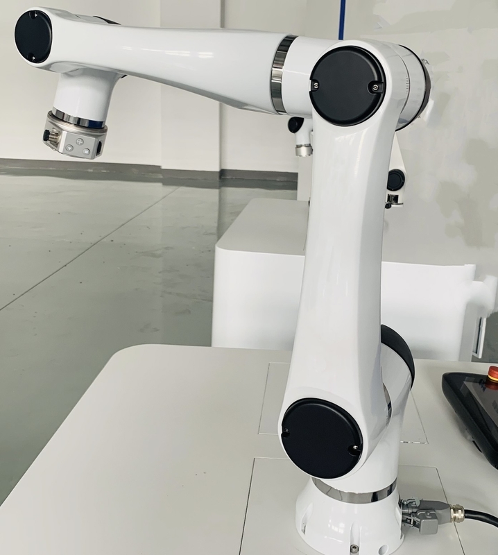 1000mm Robot Cutting System Arm Payload 10kg Untuk Bengkel Tahan Debu