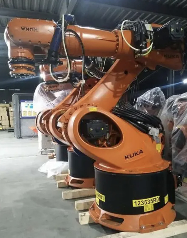 Kuka Kr 500 6 Axis Robot Arm Untuk Manufaktur Handle 500kg Komponen Berat Besar