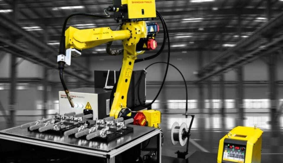 Lengan Robot Kecil Fanuc 6 Axis Fanuc LR MATE 200iD/7H Beban 7KG Ekstensi Lengan 717mm