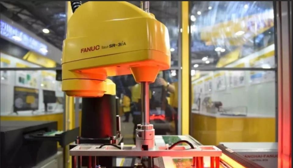 Solusi Lengan Robot Fanuc Harga Pelacakan Visual Rendah Untuk Benda Kerja Acak Yang Tidak Beraturan