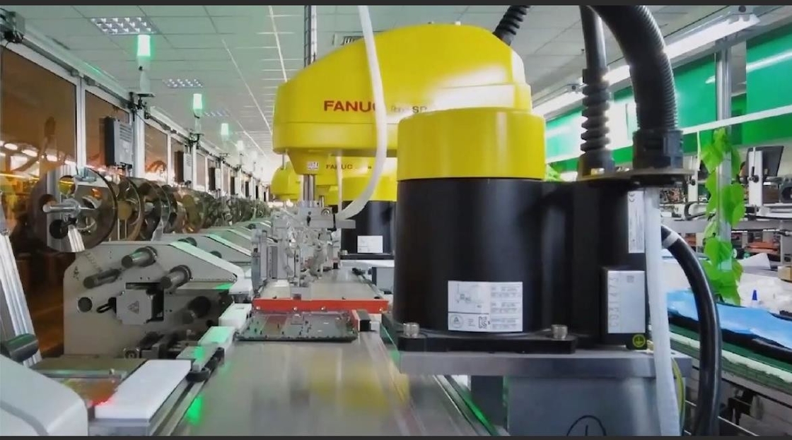 Solusi Lengan Robot Fanuc Harga Pelacakan Visual Rendah Untuk Benda Kerja Acak Yang Tidak Beraturan