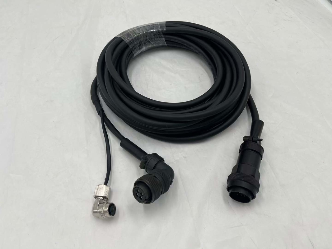 Kabel Robot Fleksibilitas Tinggi Dalam Tegangan Rating Untuk Robot Workstation