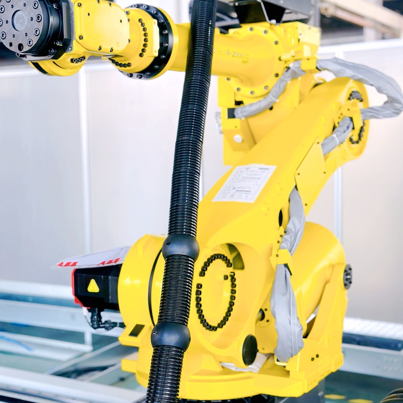 Paket Pakaian Robot Industri Dengan 1 - 6 Axis Line Pack Location For Bellows Model M50