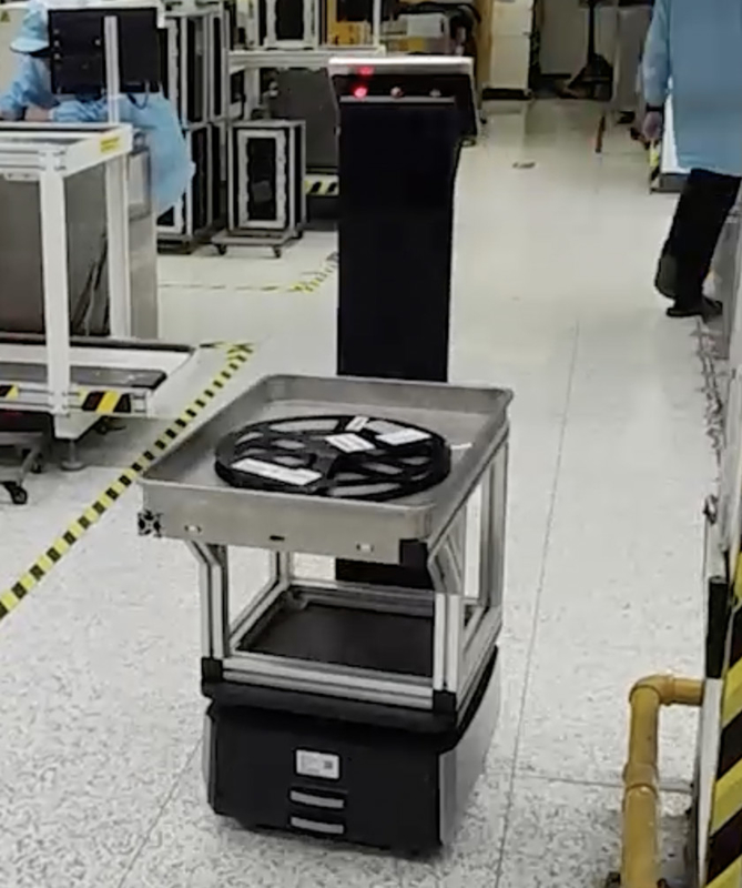 Kecepatan 1.2m/s Robot Seluler Otonom dengan Baterai 16AH 3-4H Waktu Pengisian HDMI Port