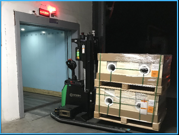 Baterai Besi Aluminium Fosfat AGV 2 Jam Pengisian Kendaraan Panduan Otomatis 24 Jam Ketahanan